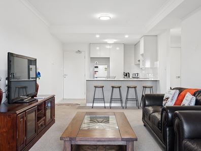 1/1 Kentucky Court, Cockburn Central WA 6164