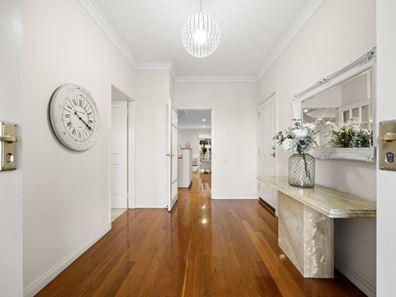 15 Deverall Square, Hillarys WA 6025
