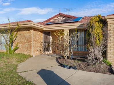 4 Dory Way, Warnbro WA 6169