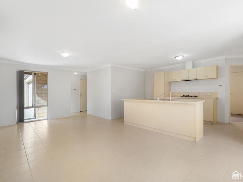 4/11 Turner Place, Kelmscott WA 6111