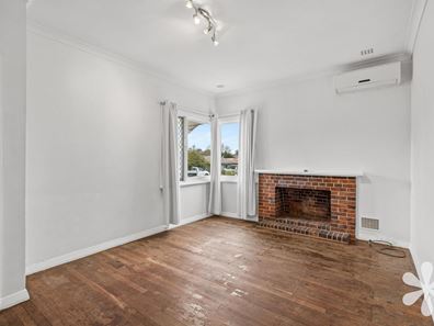 377 Carrington Street, Hamilton Hill WA 6163