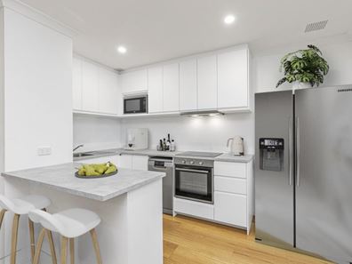 9/6 Wilson Crescent, Wembley Downs WA 6019
