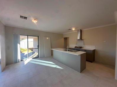 18 Lechenaultia Way, Kwinana Town Centre WA 6167