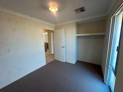 18 Lechenaultia Way, Kwinana Town Centre WA 6167