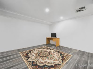 18 Parnell Way, Canning Vale WA 6155