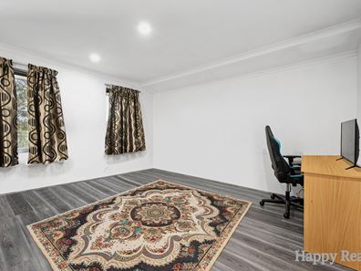 18 Parnell Way, Canning Vale WA 6155