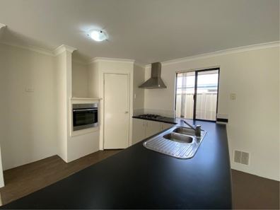 7 Kinvara Way, Ridgewood WA 6030