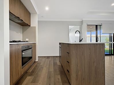 1 Pomorie Road, Madora Bay WA 6210