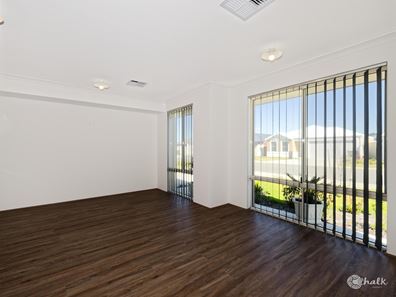 110a Palmerston Loop, Hilbert WA 6112