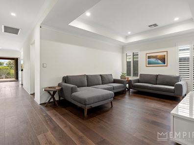 11 Buran Way, Spearwood WA 6163