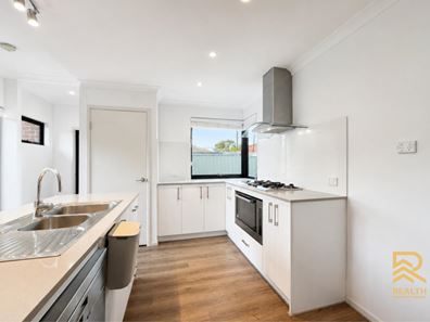 28A Hartfield Street, Queens Park WA 6107