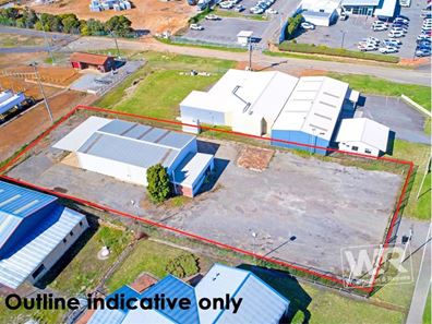 376 Albany Highway, Orana WA 6330