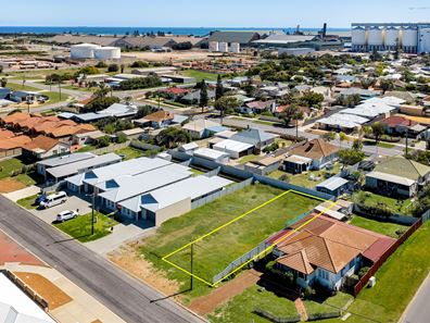 15 Dampier Street, Beachlands WA 6530