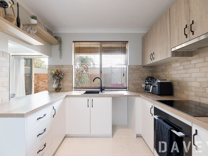 14/87 Manning Street, Scarborough WA 6019