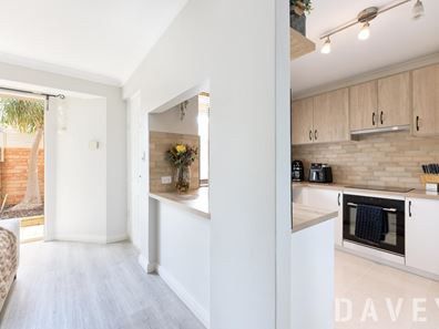14/87 Manning Street, Scarborough WA 6019