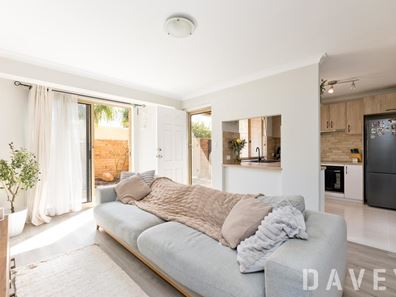 14/87 Manning Street, Scarborough WA 6019