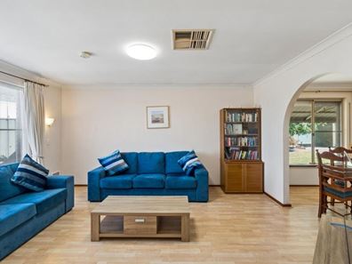 10B Alperton Court, Kingsley WA 6026