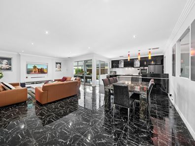 8 Summerville Boulevard, Caversham WA 6055