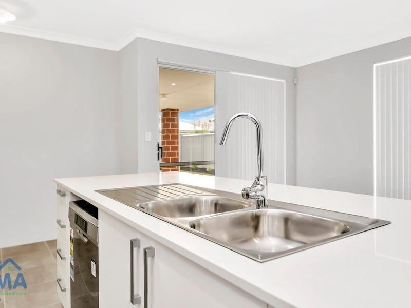 10 Landor Street, South Yunderup WA 6208