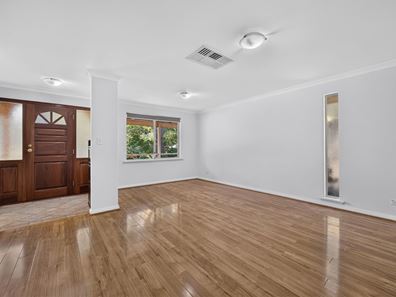 90 Wimbledon Street, Beckenham WA 6107
