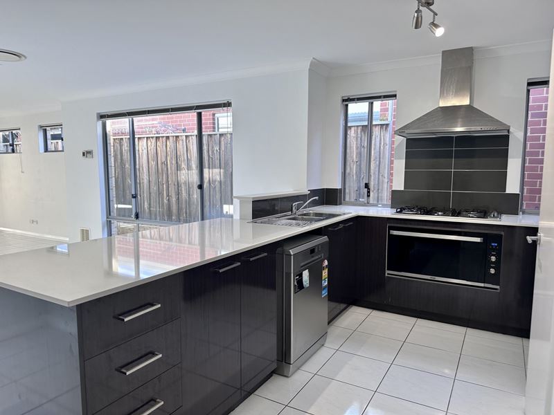 19 Granite Pl, Yanchep WA 6035