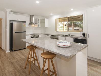 75 Naturaliste Terrace, Dunsborough WA 6281