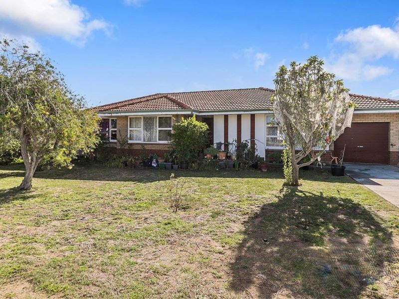 10 Farris Street, Rockingham WA 6168