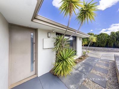 31 Mandalay Place, Craigie WA 6025