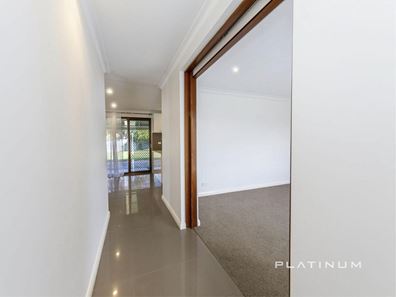 31 Mandalay Place, Craigie WA 6025