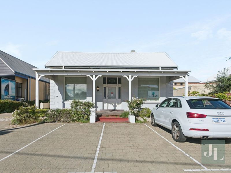 11/100 Stirling Highway, North Fremantle WA 6159