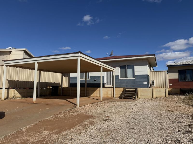 2 Burt Close, Onslow WA 6710