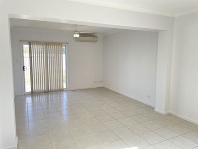 2 Burt Close, Onslow WA 6710
