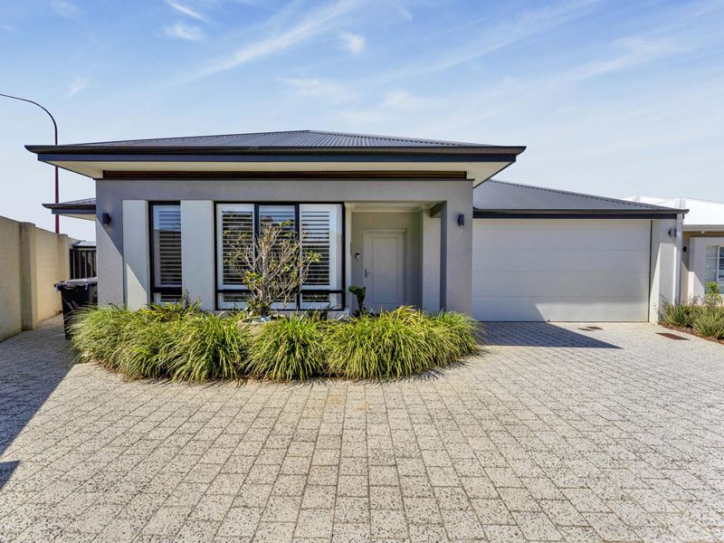 11 Piper Way, Southern River WA 6110
