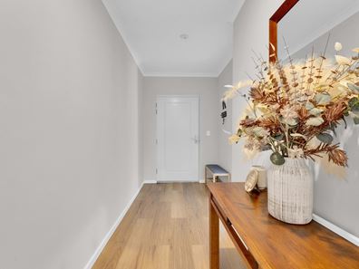 11 Piper Way, Southern River WA 6110