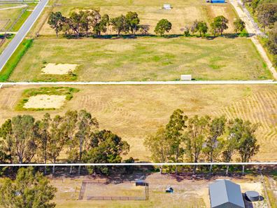 114 Polo Road, Serpentine WA 6125