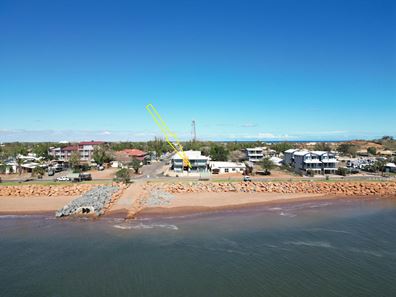 2 / 9 First Avenue, Onslow WA 6710