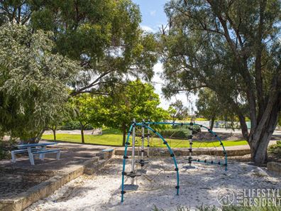 26 Mulloway Street, Two Rocks WA 6037