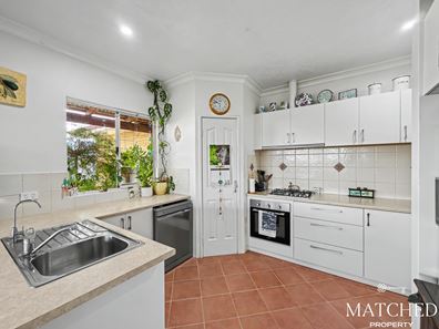 16 Bungaru Road, Port Denison WA 6525