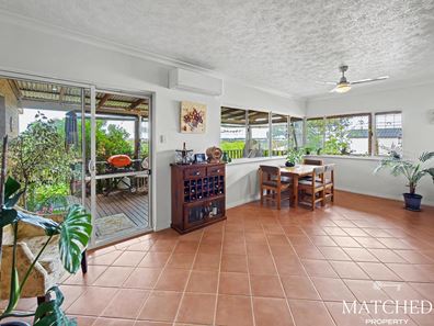 16 Bungaru Road, Port Denison WA 6525