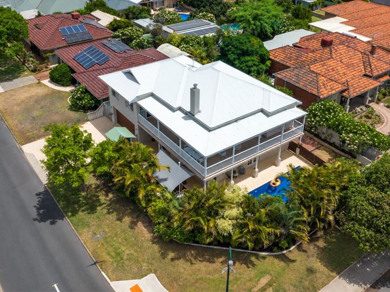 30 Davis Road, Attadale WA 6156