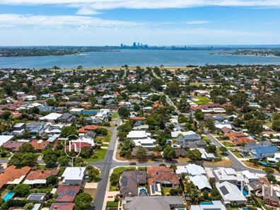 30 Davis Road, Attadale WA 6156