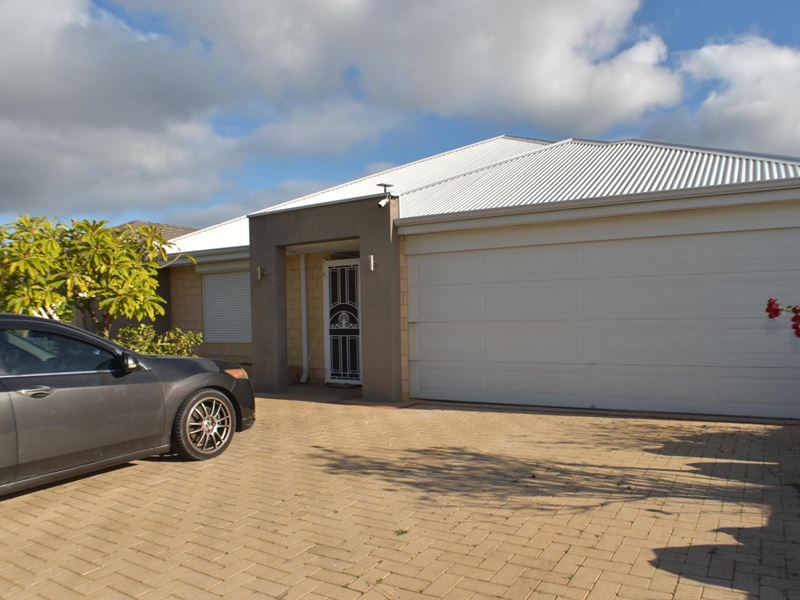 7 Bradshaw Street, Canning Vale WA 6155