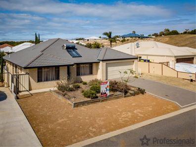 4 Portside Road, Drummond Cove WA 6532