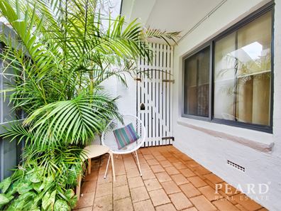 10/70 Stanley Street, Scarborough WA 6019