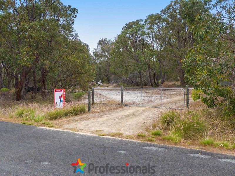 13 Harvey View Drive, Herron