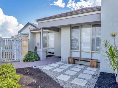 72 Kingscliff Drive, Golden Bay WA 6174