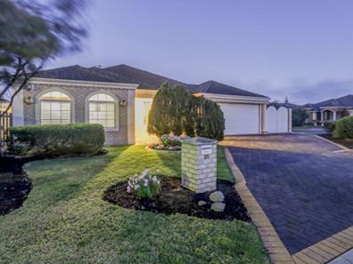 21 Bodrum Crescent, Mindarie WA 6030