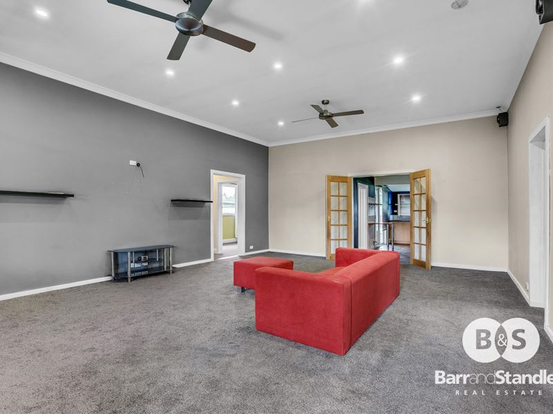 9 Jones Street, Collie