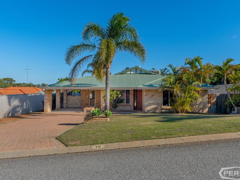 18 Rosebud Place, Halls Head WA 6210