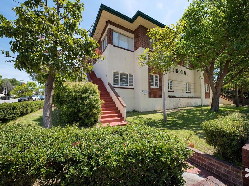 24/144 Lincoln Street, Highgate